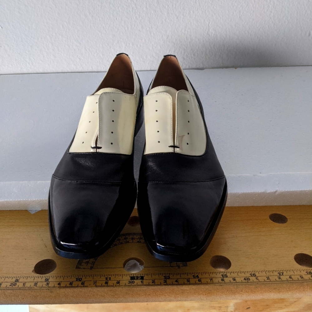 Pour La Victoire Jemmy Cap-Toe Oxford BW 3912 | Color: Black/White | Size: 10M